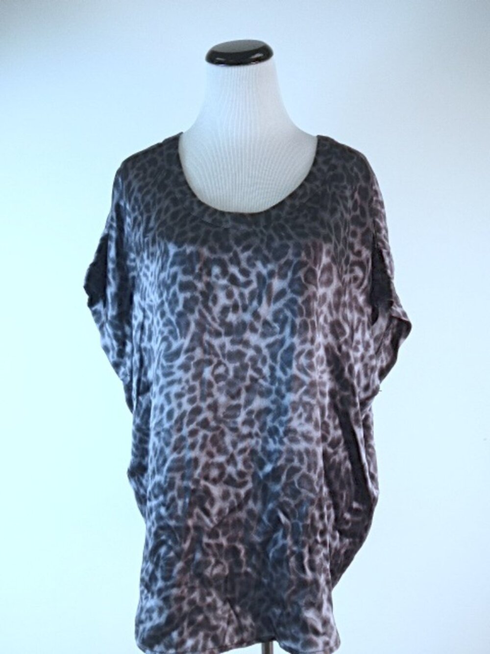 JOIE LEOPARD ANIMAL print SILK TUNIC Top M